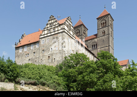 Castello e San Servitii Chiesa, patrimonio culturale mondiale Quedlinburg, Sassonia Anhalt, Germania Foto Stock