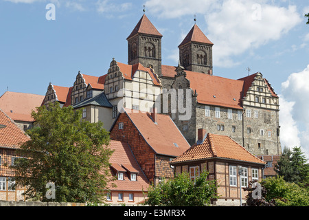 Castello e San Servitii Chiesa, patrimonio culturale mondiale Quedlinburg, Sassonia Anhalt, Germania Foto Stock