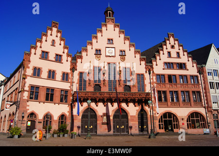 Edifici di Romerburg piazza nel centro storico di Francoforte, Germania Foto Stock