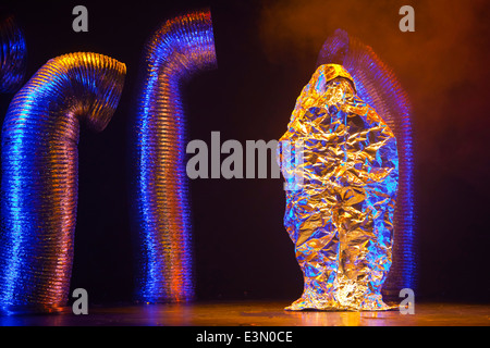 La mostra di alluminio è preformato in corrispondenza del centro del tramonto - Carmelo, CALIFORNIA Foto Stock