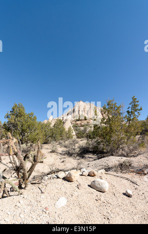 Una vista della montagna formazioni di roccia a tenda Kasha-Katuwe Rocks National Monument, Nuovo Messico, Stati Uniti d'America. Foto Stock