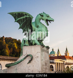 Più Zmajski (Dragon bridge), Lubiana, Slovenia, Europa Foto Stock