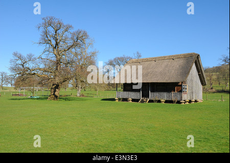 Il Cricket Pavilion al Stanway, un tradizionale villaggio inglese nel cuore di Cotswolds, Gloucestershire, England Regno Unito Foto Stock