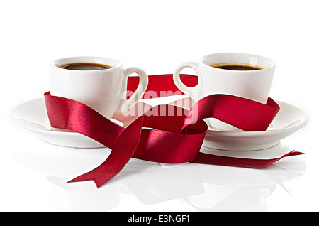 Wedding still life, gli anelli di nozze, tazze di caffè Foto Stock