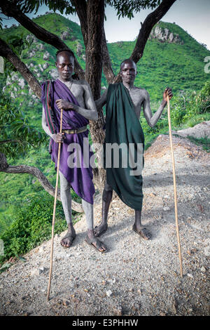 Suri è il nome di una tribù sedentarie nella parte sud-ovest Etiopia 20 maggio 2014. Foto Stock