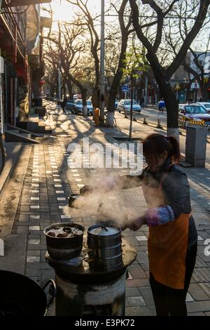 Intorno al Gulou Dajie Aprile 2014 Foto Stock