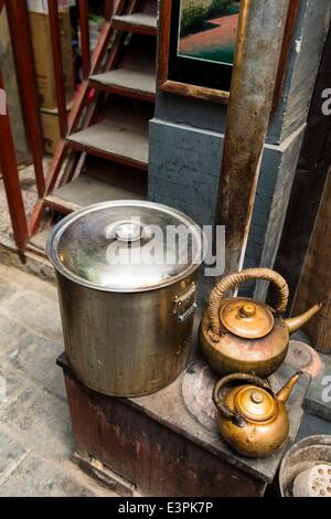 Dalle due nonne Cucina Creativa intorno al Gulou Dajie Aprile 2014 Foto Stock