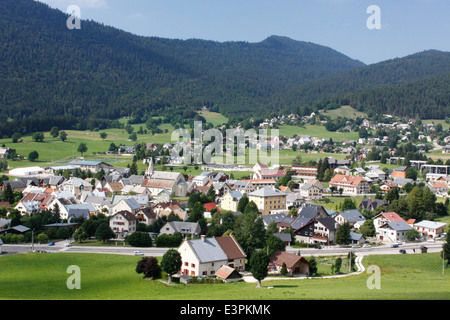 Resort Borgo di Autrans nella nazionale del Parco Naturale del Vercors, Isere, Rhone-Alpes, Francia. Foto Stock