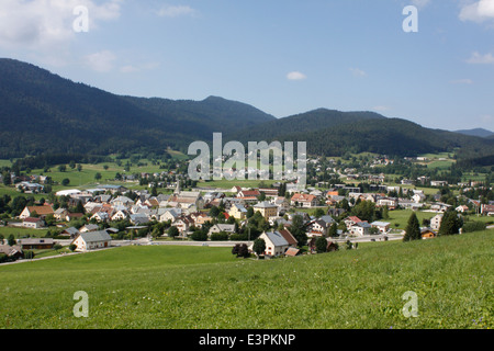 Resort Borgo di Autrans nella nazionale del Parco Naturale del Vercors, Isere, Rhone-Alpes, Francia. Foto Stock