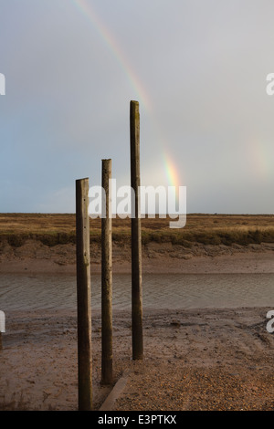 Morston quay e di insenature e di ormeggio barche. Foto Stock