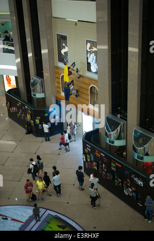 Un batman mostra con modelli e 3d arte presso il centro commerciale times square in Causeway bay Foto Stock