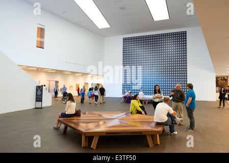 Interno del Museo de Young in Golden Gate Park di San Francisco Foto Stock