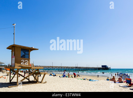 La spiaggia e il molo a Newport Beach, Orange County, California, Stati Uniti d'America Foto Stock