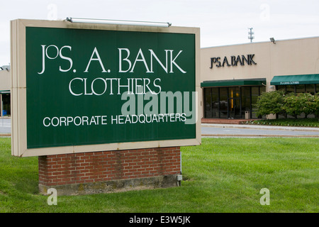 La sede del rivenditore di abbigliamento JoS. A. Bank Clothiers in Hampstead, Maryland. Foto Stock