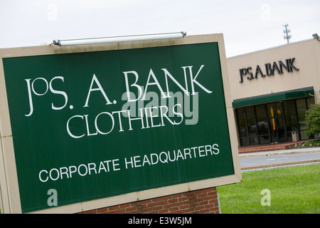 La sede del rivenditore di abbigliamento JoS. A. Bank Clothiers in Hampstead, Maryland. Foto Stock