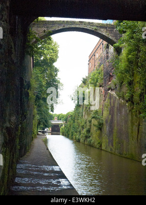 Ponte sul Shropshire Union Canal a Chester Cheshire Regno Unito Foto Stock