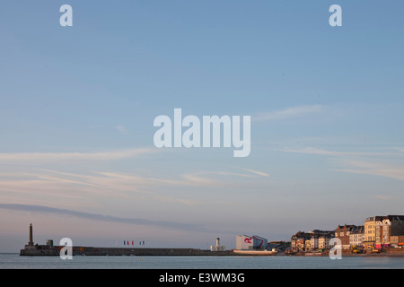 Margate lungomare con il Turner Galleria Contemporaneo, Margate, Kent Foto Stock