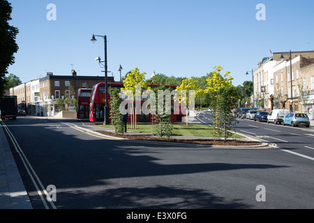 Nuovo layout su strada Clapham Città Vecchia . Il poligono Foto Stock