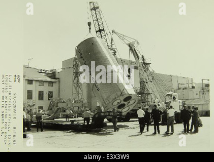 Questa immagine mostra il programma Convair/General Dynamics Atlas Lifting Body, che comprendeva test con il sistema a razzo Little Joe II. Questo sviluppo ha contribuito ai primi programmi di volo spaziale ed è stato un precursore delle successive missioni della NASA. Foto Stock