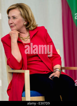 Aspen, Colorado, Stati Uniti d'America. Il 30 giugno, 2014. HILLARY CLINTON partecipa alla Aspen idee Festival. Credito: Brian Cahn/ZUMAPRESS.com/Alamy Live News Foto Stock