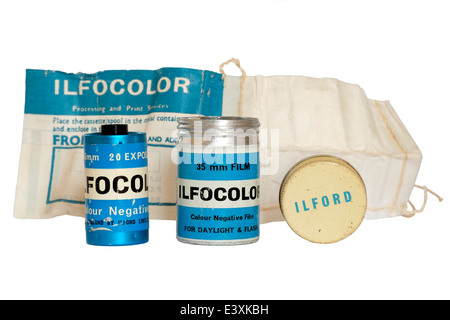 35 mm originale film ilfocolor cassetta con contenitore e biancheria sacchetto di pubblicazione Foto Stock