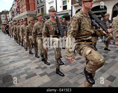 Forze armate giorno 2014 in Brighton Foto Stock