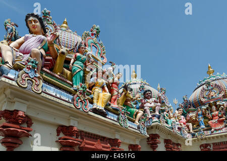 Hindu il tempio di Sri Mariamman, persone&#39;s park, Chinatown, Singapore Foto Stock