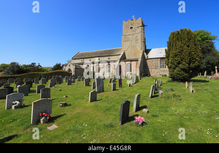 La chiesa di Santa Maria nel villaggio di Heacham, Norfolk, Inghilterra, Regno Unito. Foto Stock