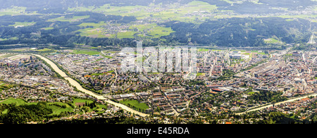 Panorama di Innsbruck. Vista aerea sulla città. Foto Stock