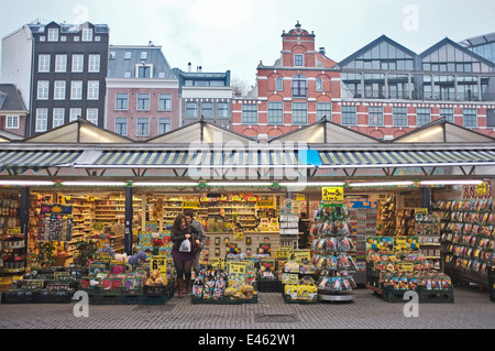 Bloemenmarkt, o il mercato dei fiori, la zona centrale di Amsterdam Foto Stock