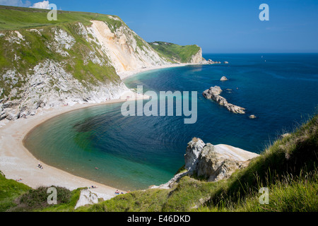 Vista al di sopra Man O War Bay lungo la Jurassic Coast, Dorset, Inghilterra Foto Stock
