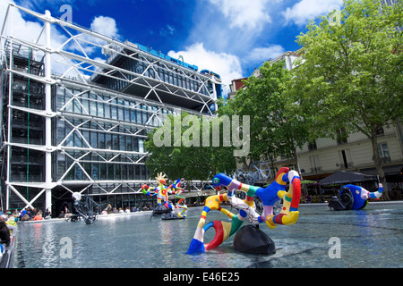 Fontana Stravinsky in luogo Stravinsky, accanto al Centre Pompidou, Parigi, Francia Foto Stock
