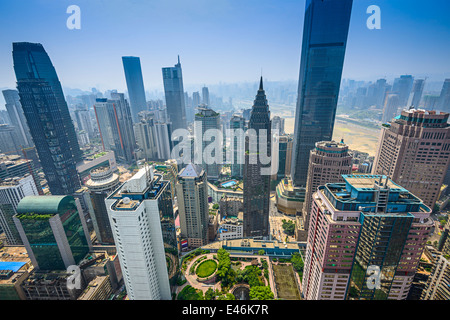 Chongqing Cina distretto finanziario dello skyline di antenna. Foto Stock