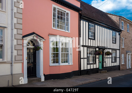 Fila di tradizionale English Country Cottages Foto Stock