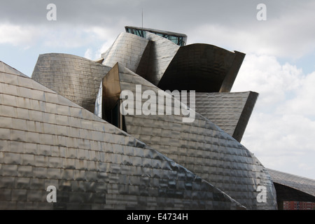 Museo Guggenheim, Bilbao, Bilbo, Biscaye, Paesi Baschi, Spagna. Foto Stock