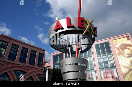 Alexa shopping center a Alexanderplatz Foto Stock