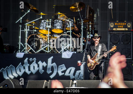 Londra, Regno Unito. 04 Luglio, 2014. Motorhead riprodurre il palco principale al Barclaycard British Summer Time festival nell'Hyde Park di Londra Credito: Guy Corbishley/Alamy Live News Foto Stock
