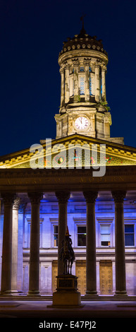 Statua di Wellington al Royal Exchange Square posizione del Glasgow Galleria di Arte Moderna, Goma, dal centro città di Glasgow, Scozia Foto Stock