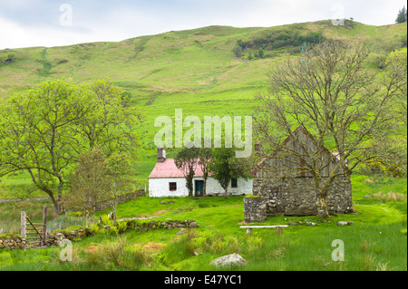 Vecchia fattoria a Auchindrain croft insediamento e villaggio museo del folklore a forno, Inveraray nelle Highlands della Scozia Foto Stock