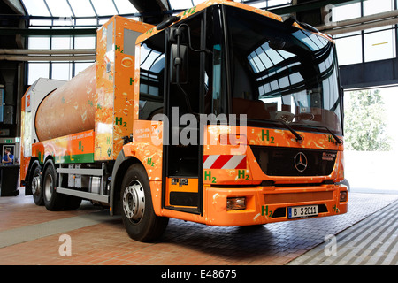 BSR immondizia camion con cella a combustibile idrogeno Foto Stock