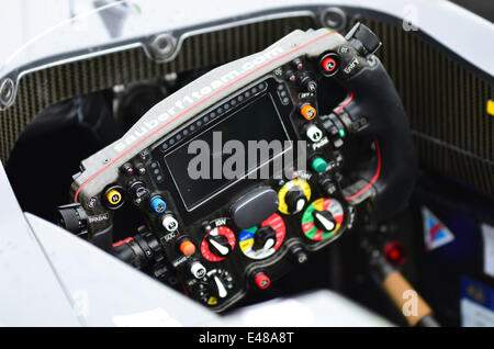 Silverstone, UK. Il 5 luglio 2014. La Sauber F1 volante, presso il British Grand Prix F1. Foto Stock