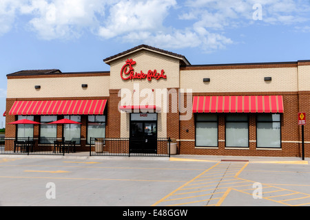 La parte esterna del Pulcino-fil-A, una catena di popolare un ristorante fast food. Foto Stock