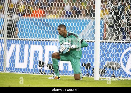 Rio de Janeiro, Brasile. Il 26 giugno, 2014. Alexander Dominguez (ECU) Calcio/Calcetto : Coppa del Mondo FIFA Brasile match tra Ecuador e in Francia al Maracana stadium di Rio de Janeiro in Brasile . Credito: AFLO/Alamy Live News Foto Stock