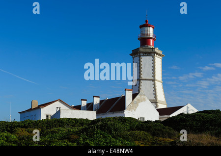 Xviii secolo Cape Espichel faro a Sesimbra, Portogallo Foto Stock