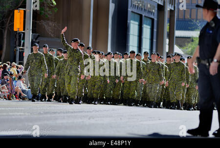 Calgary, Canada. 4 Luglio, 2014. Calgary Stampede Parade 2014 Credit: Nicolae Mihesan/Alamy Live News Foto Stock