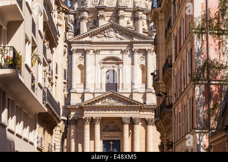 Eglise Val du grazia, Parigi. È la chiesa di un ex abbazia reale nel quinto arrondissement di Parigi. Foto Stock