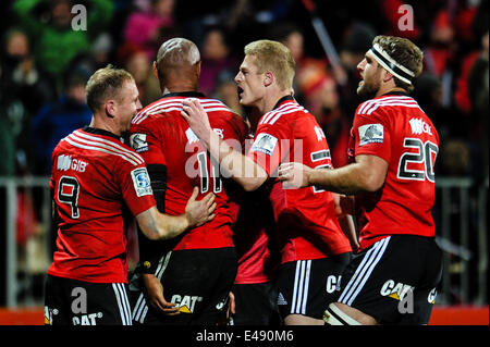 Christchurch, Nuova Zelanda. 05 Luglio, 2014. I Crociati celebrare Nemani Nadolo provare in Super partita di rugby, Crociati contro il blues, presso AMI Stadium, Christchurch Credito: Azione Sport Plus/Alamy Live News Foto Stock