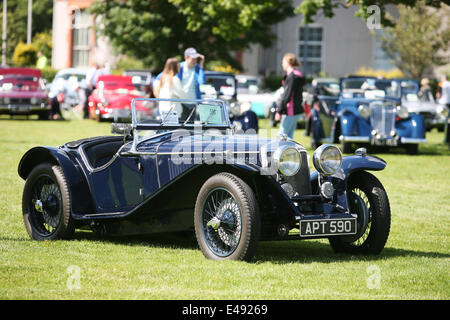 Dublino, Irlanda. 6 Luglio, 2014. Terenure classico e Vintage car show Dublin 2014, dotate di un forte giro di Riley autovetture provenienti da tutta l'anni. Terenure è uno di Irlanda la più grande raccolta di classici e auto d'epoca, con questo essendo il suo ventitreesimo anno consecutivo. Credito: Ian Shipley/Alamy Live News Foto Stock