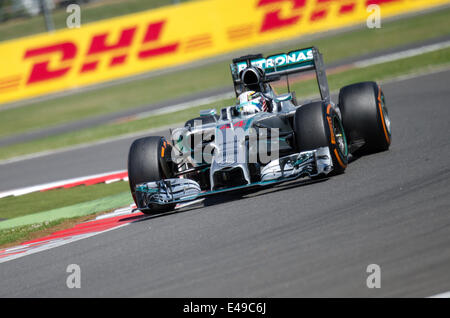 Silverstone, UK. 06 Luglio, 2014. Lewis Hamilton (GBR), Mercedes team di F1, in azione presso il British Grand Prix F1, Silverstone, UK. Credito: Kevin Bennett/Alamy Live News Foto Stock