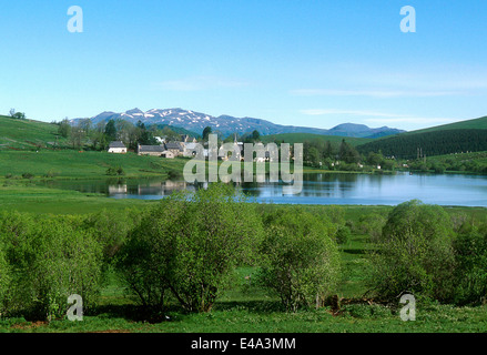 Il lago di la Godivelle, Lac d'EN BAS, Auvergne, Francia Foto Stock